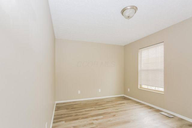 1527 Berkhard Drive, Columbus, OH 43223