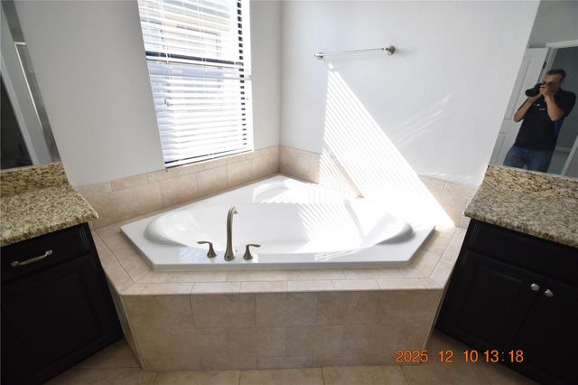 14051 TROPICAL KINGBIRD WAY, Riverview, FL 33579