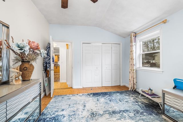 79 Valley Rd, Tewksbury, MA 01876