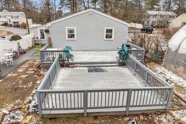 79 Valley Rd, Tewksbury, MA 01876