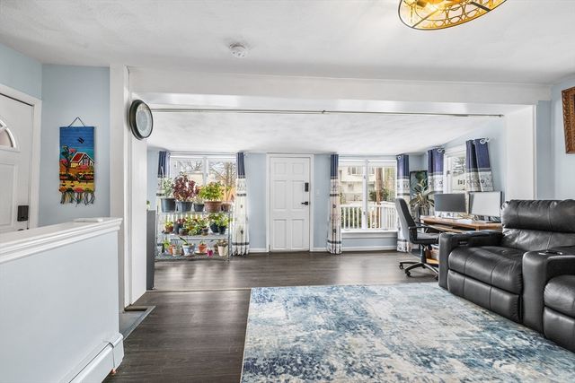 79 Valley Rd, Tewksbury, MA 01876