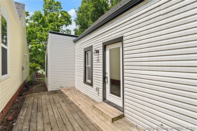 1329 Roosevelt Avenue, New Albany, IN 47150
