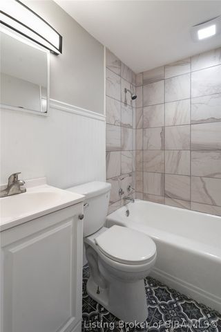 1329 Roosevelt Avenue, New Albany, IN 47150