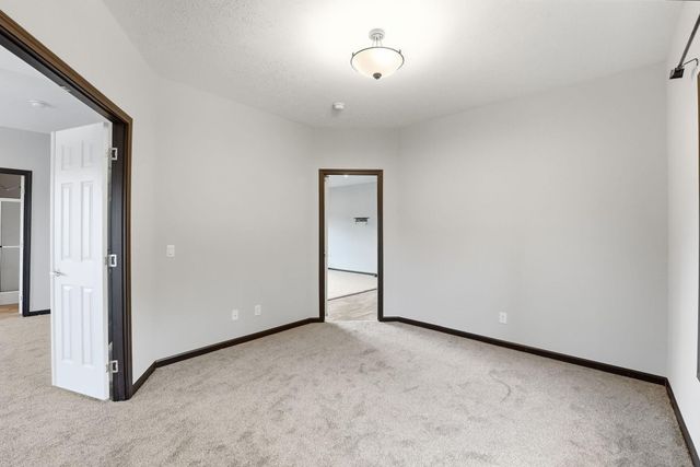 31240 Naples Court NE, Cambridge, MN 55008