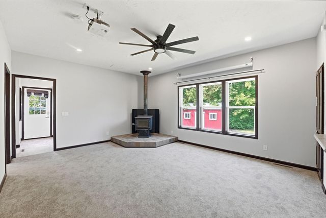 31240 Naples Court NE, Cambridge, MN 55008