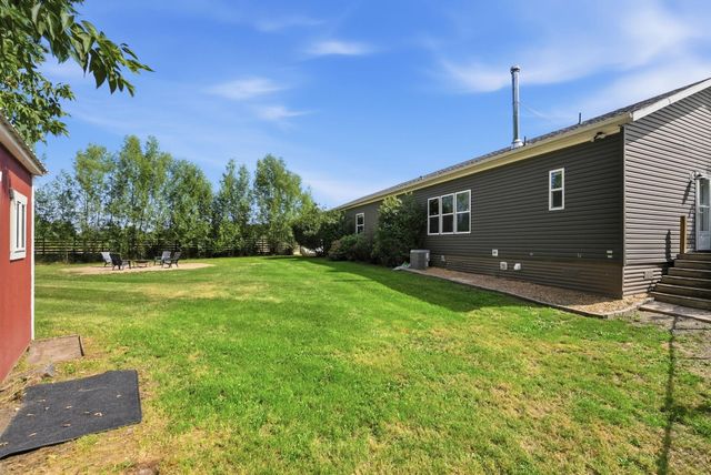 31240 Naples Court NE, Cambridge, MN 55008