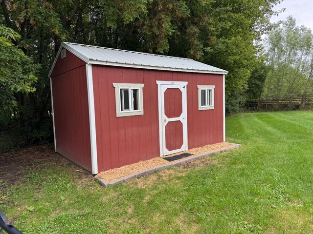 31240 Naples Court NE, Cambridge, MN 55008