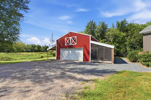 31240 Naples Court NE, Cambridge, MN 55008