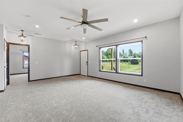 31240 Naples Court NE, Cambridge, MN 55008