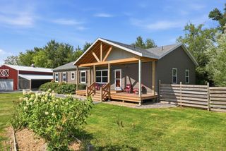 31240 Naples Court NE, Cambridge, MN 55008