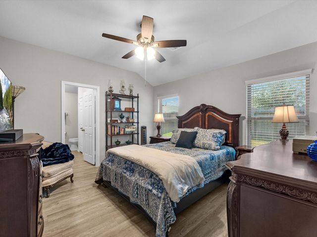 1806 Brushy Cedar Drive, Conroe, TX 77301