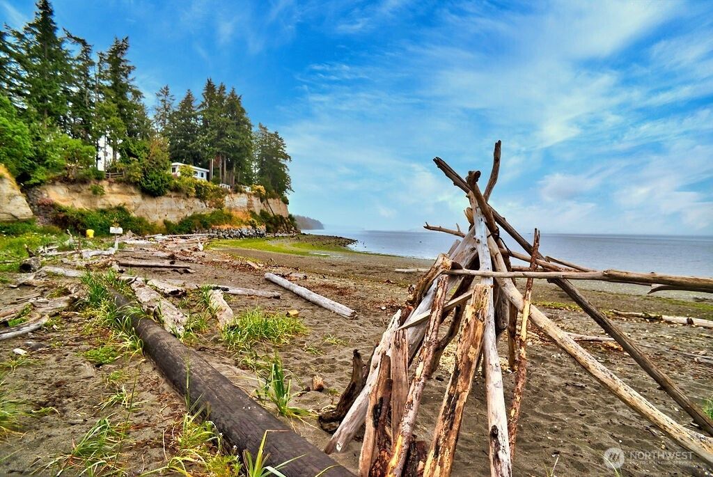 37971 Brant Road NE, Hansville, WA 98340