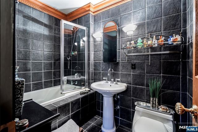 4 Horizon Road G-10, Fort Lee, NJ 07024