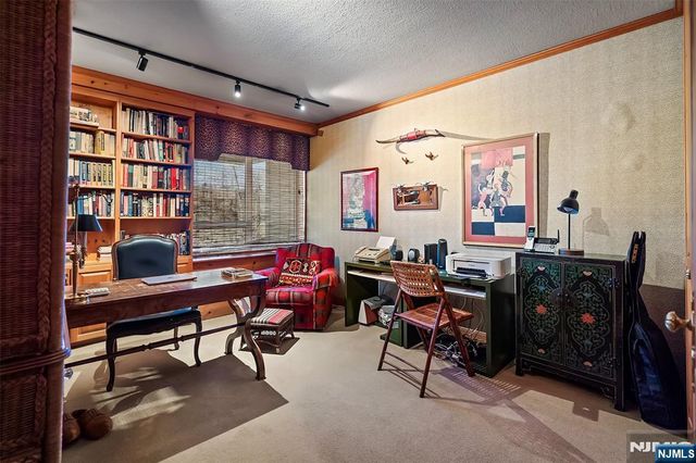 4 Horizon Road G-10, Fort Lee, NJ 07024