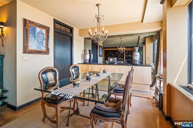 4 Horizon Road G-10, Fort Lee, NJ 07024