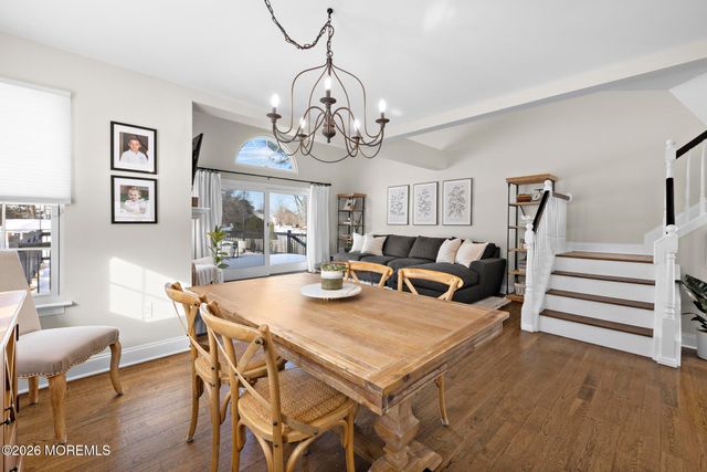 42 Bonnie Drive, Middletown, NJ 07748