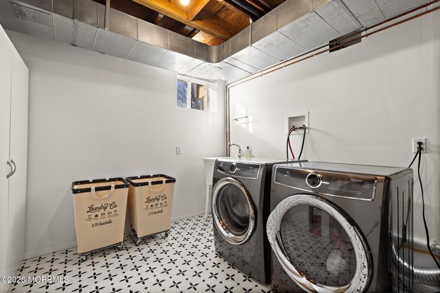 42 Bonnie Drive, Middletown, NJ 07748