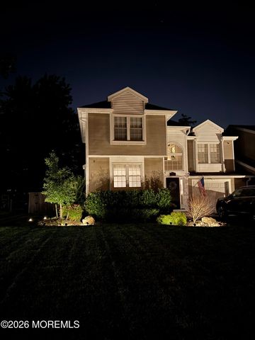 42 Bonnie Drive, Middletown, NJ 07748