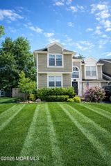 42 Bonnie Drive, Middletown, NJ 07748