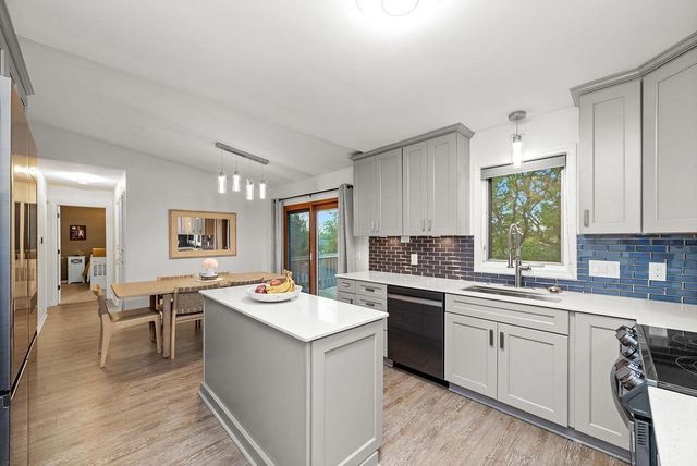 1569 Lancaster Lane, Eagan, MN 55122