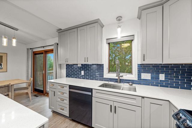 1569 Lancaster Lane, Eagan, MN 55122