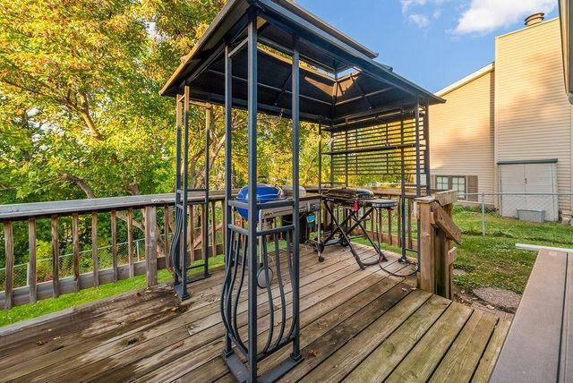 1569 Lancaster Lane, Eagan, MN 55122