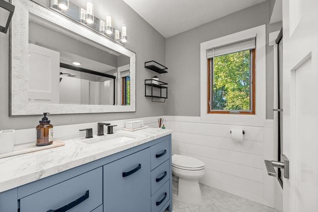 1569 Lancaster Lane, Eagan, MN 55122