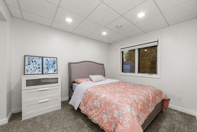 1569 Lancaster Lane, Eagan, MN 55122