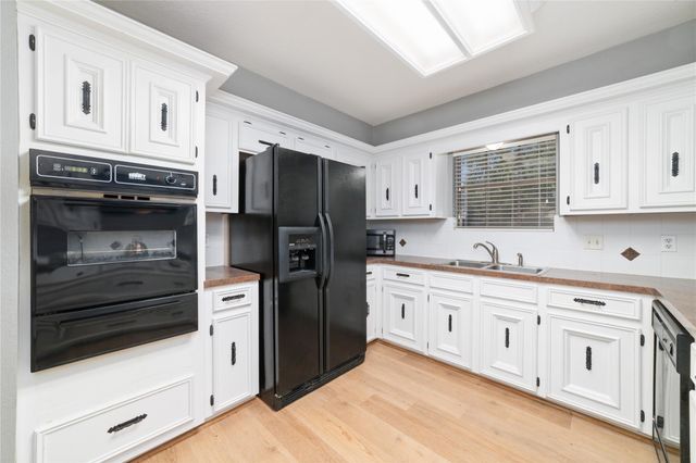 3204 Farmers Field Street, Pearland, TX 77581