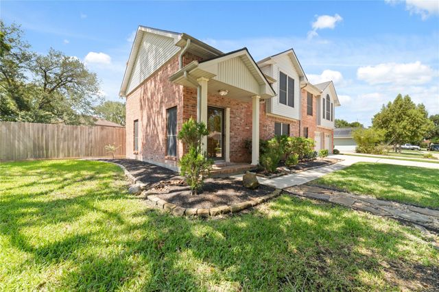 3204 Farmers Field Street, Pearland, TX 77581