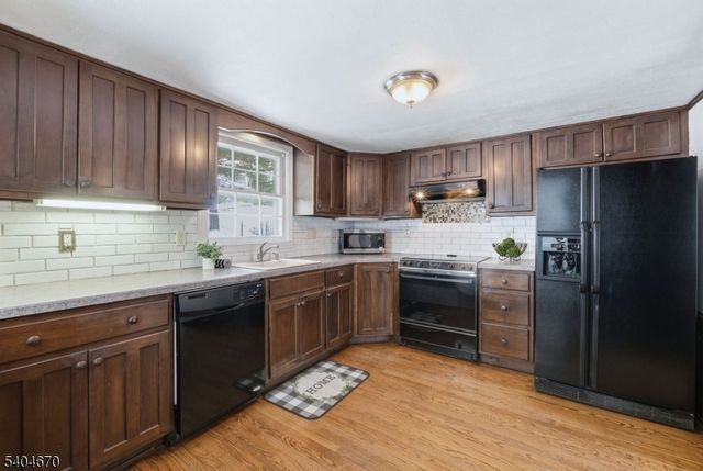 41 Summit Rd, Sparta Twp., NJ 07871