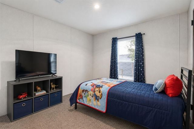 42215 BEECH AVENUE, Deland, FL 32720
