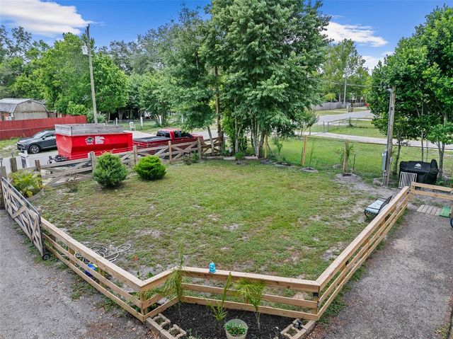 42215 BEECH AVENUE, Deland, FL 32720