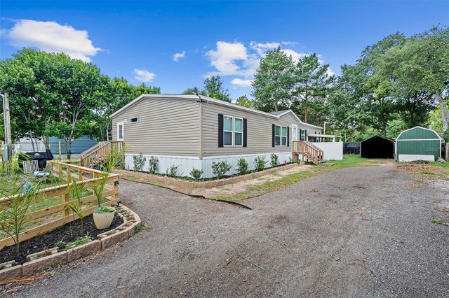 42215 BEECH AVENUE, Deland, FL 32720