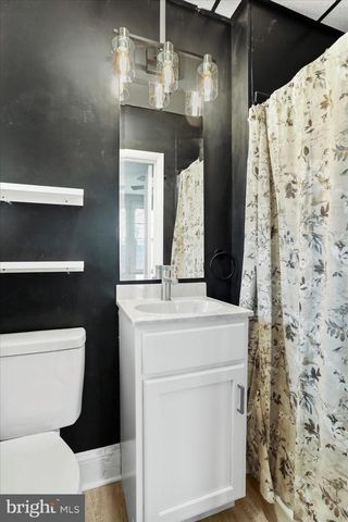 1052 EDGAR AVE, Chambersburg, PA 17201