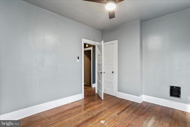 1052 EDGAR AVE, Chambersburg, PA 17201