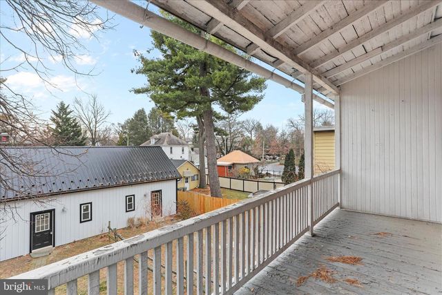 1052 EDGAR AVE, Chambersburg, PA 17201