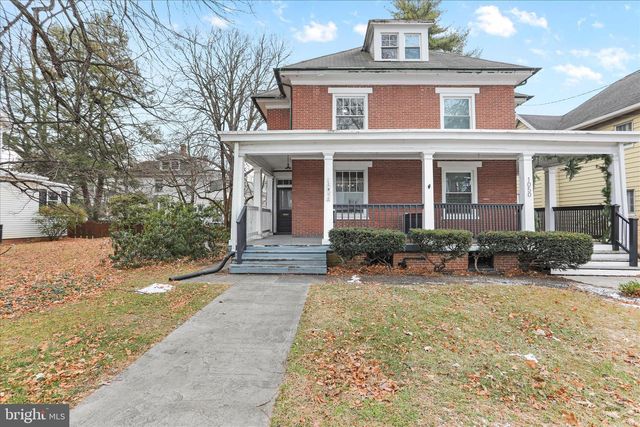 1052 EDGAR AVE, Chambersburg, PA 17201