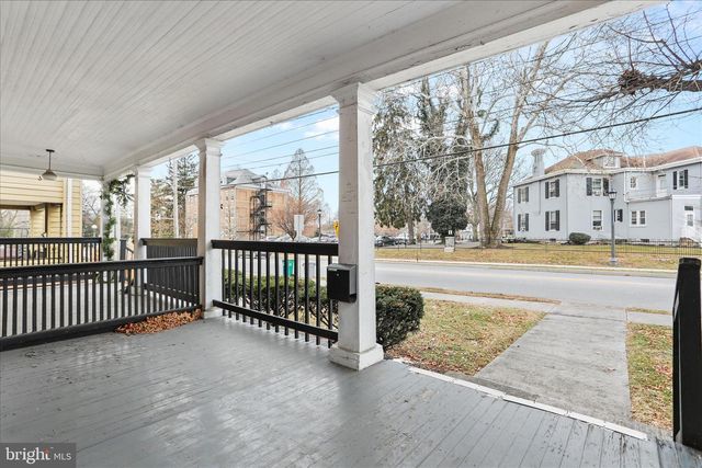 1052 EDGAR AVE, Chambersburg, PA 17201