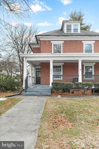 1052 EDGAR AVE, Chambersburg, PA 17201