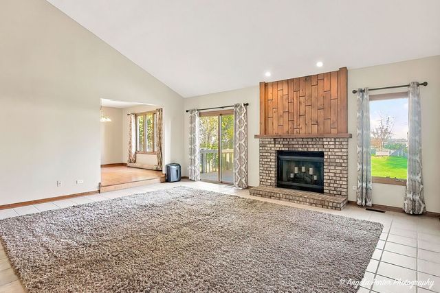 167 Tree Line, Antioch, IL 60002