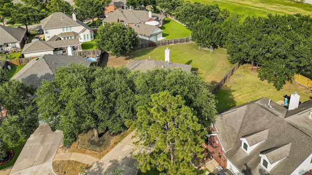 7102 Hollow Field Lane, Cypress, TX 77433
