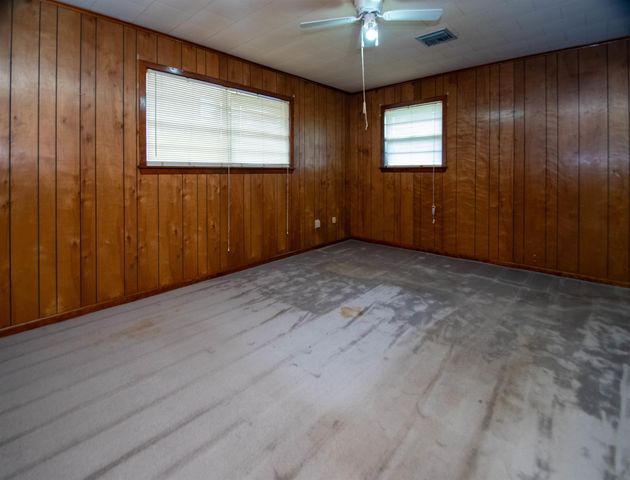 1513 Ellzey Street, Morgan City, LA 70380