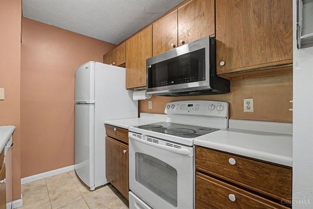 5981 Meadowcreek Drive, Miami Twp, OH 45150