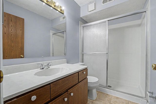 5981 Meadowcreek Drive, Miami Twp, OH 45150