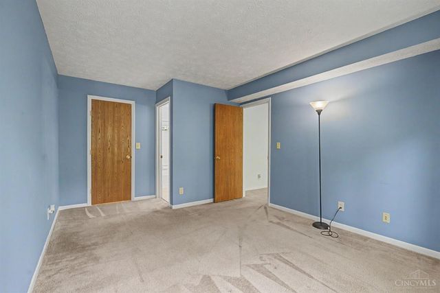 5981 Meadowcreek Drive, Miami Twp, OH 45150