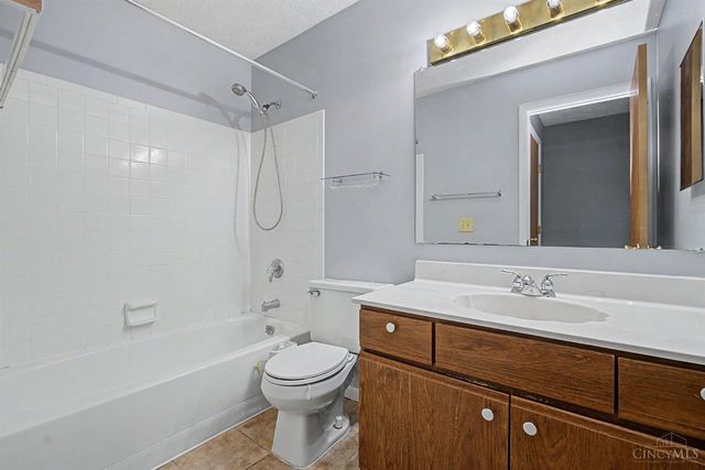 5981 Meadowcreek Drive, Miami Twp, OH 45150