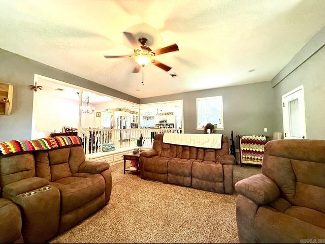 29741 67 S Highway, Malvern, AR 72104