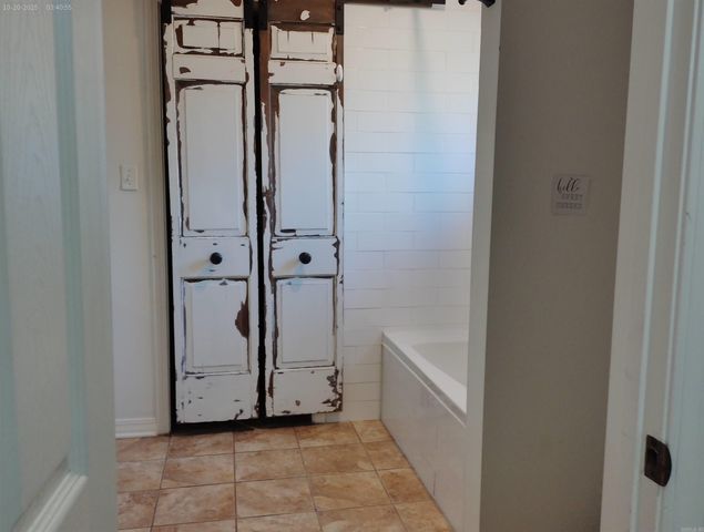 29741 67 S Highway, Malvern, AR 72104