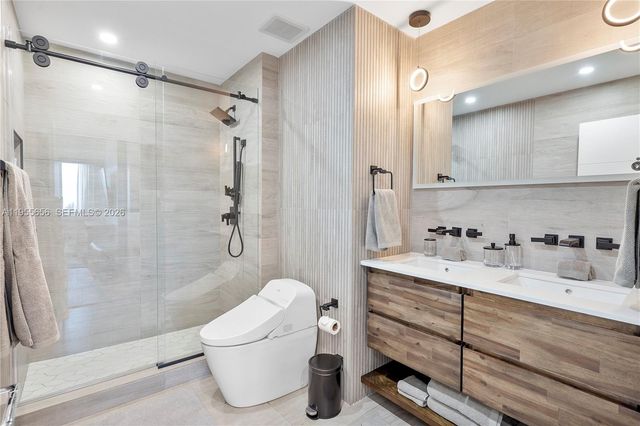 2301 Collins Ave 1633, Miami Beach, FL 33139